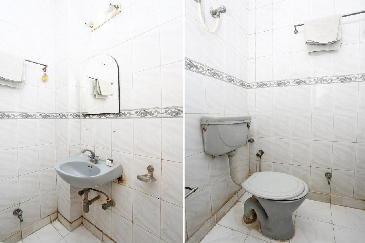 Oyo 8188 Vardhmaan Inn Дели Экстерьер фото